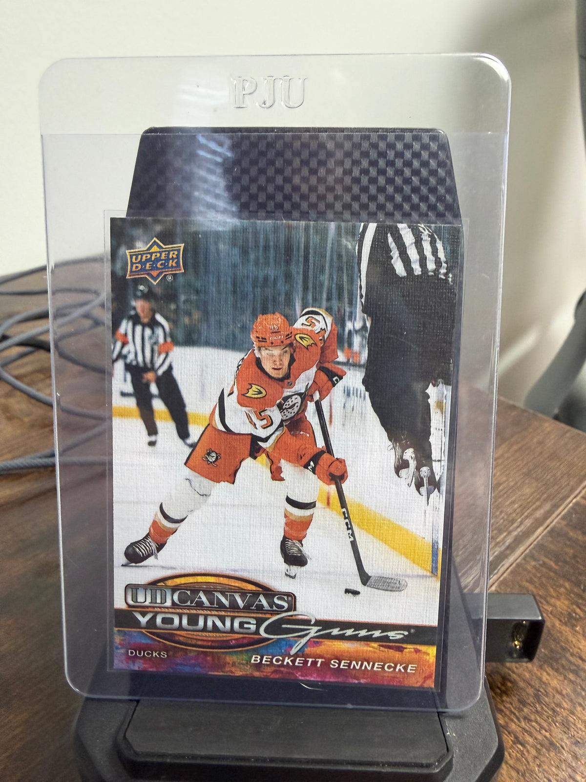 2025-26 upper deck Beckett Sennecke ud canvas young guns