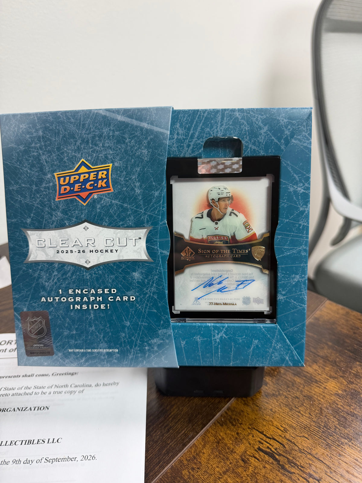 2025-26 upper deck clear cut sign of the times Niko Mikkola autograph!