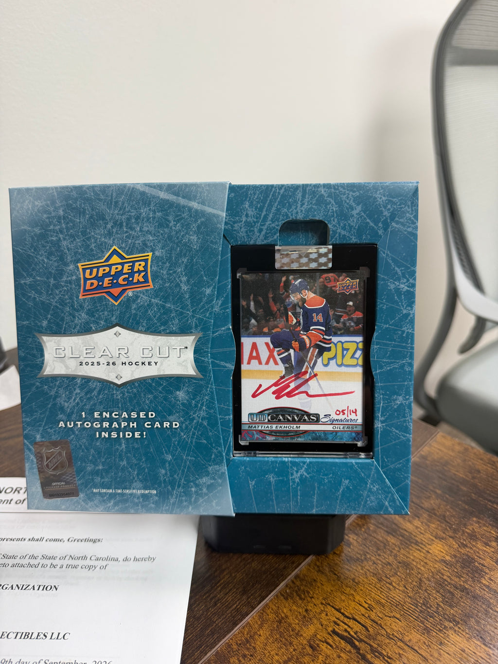 2025-26 upper deck clear cut UD canvas signatures red ink Mattias Ekholm!