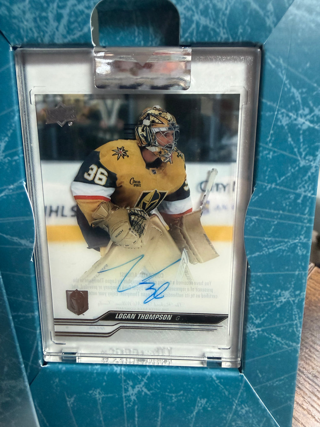 2025-26 upper deck clear but Logan Thompson auto!