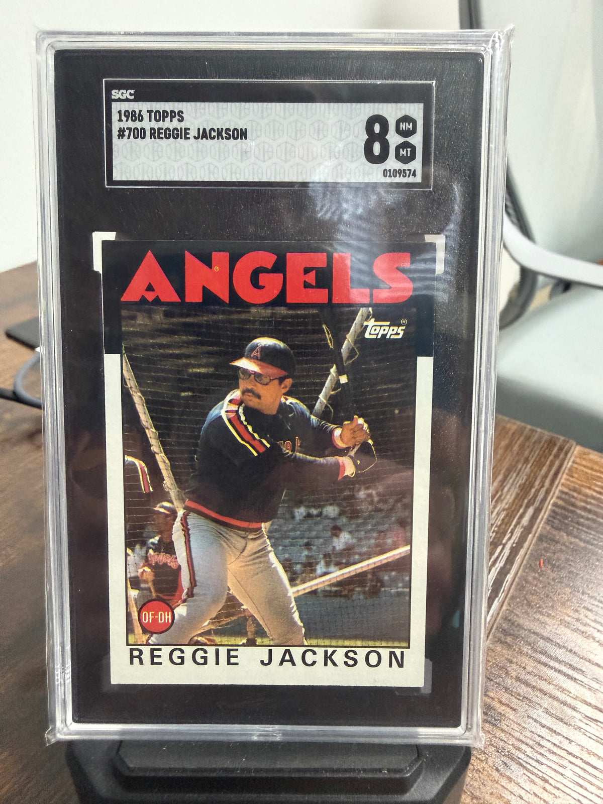 1986 topps Reggie Jackson #700