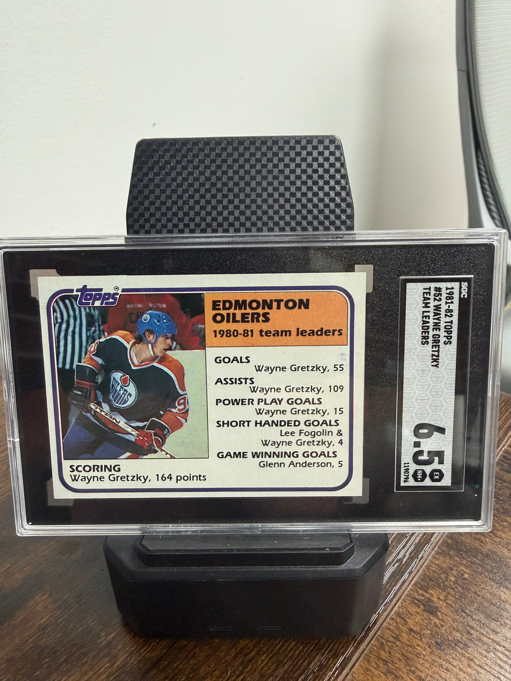 1981-82 topps #52 Wayne Gretzky team leaders !! THE GREAT ONE!!