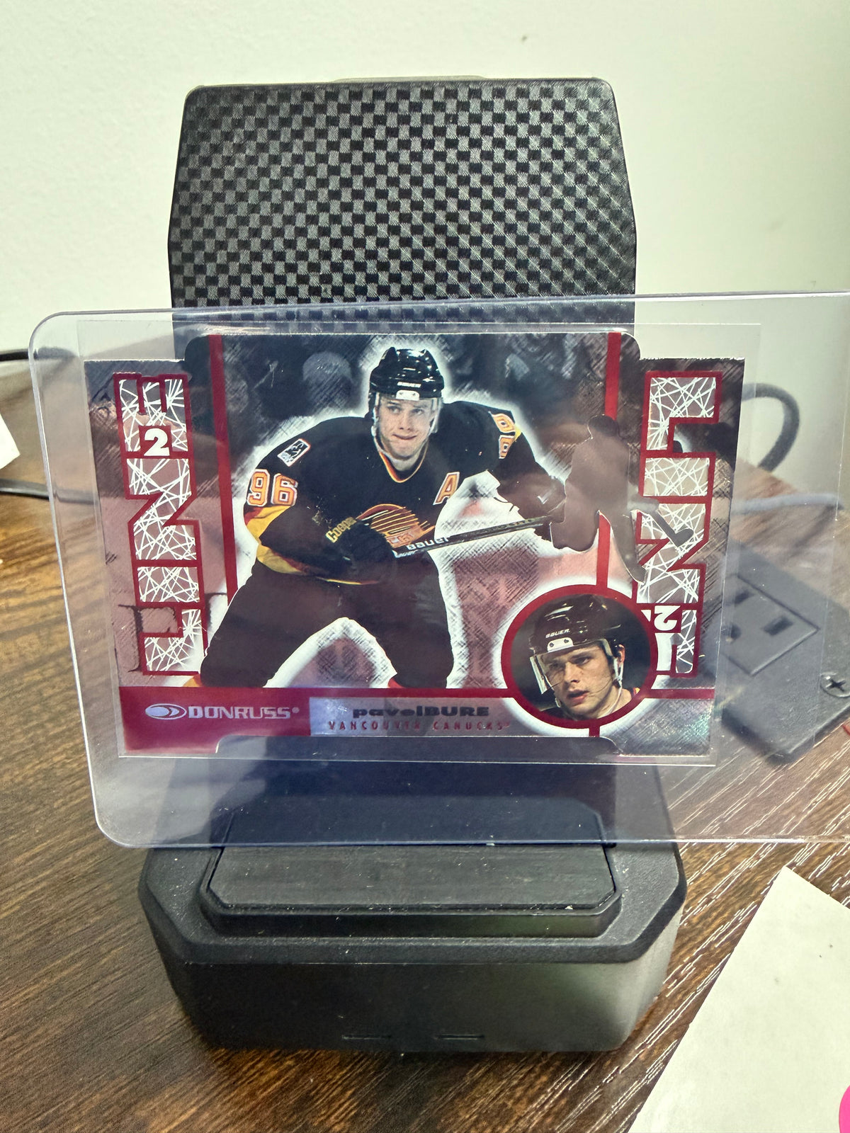 1997-98 Donruss "line 2 line" die-cut Pavel Bure 001/250